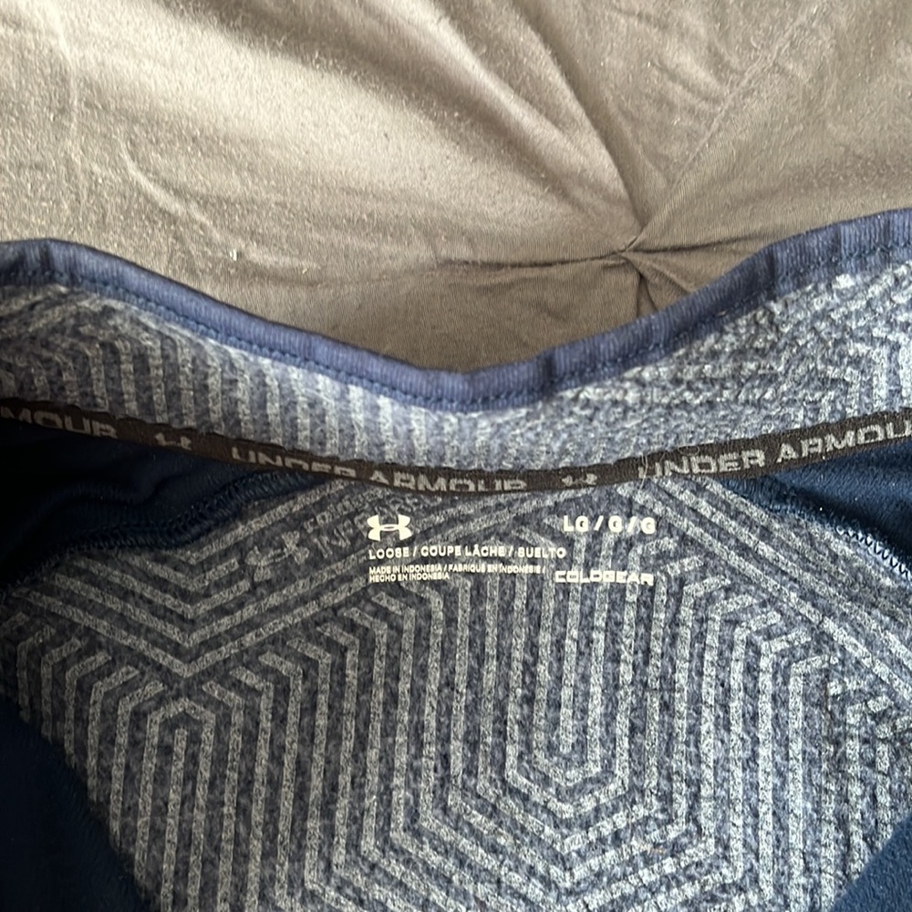 Under armour pullover - Picture 2 of 2